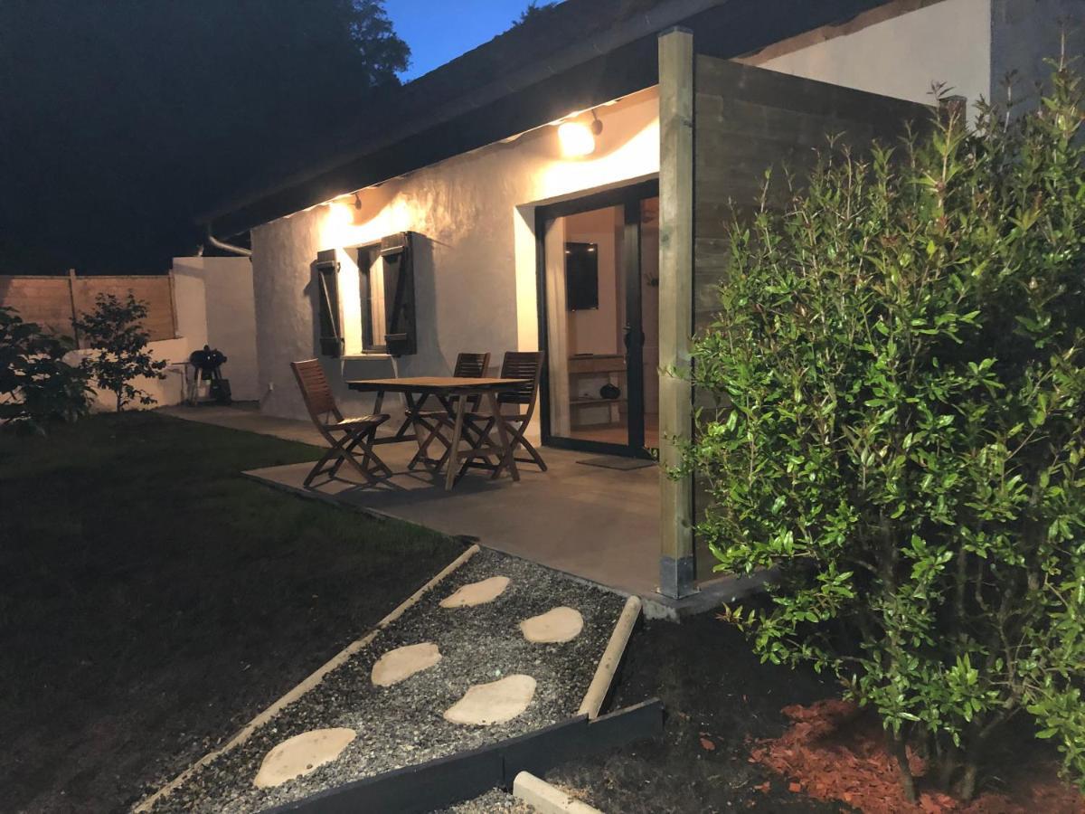 Euskal Etxea Vila Baiona Exterior foto